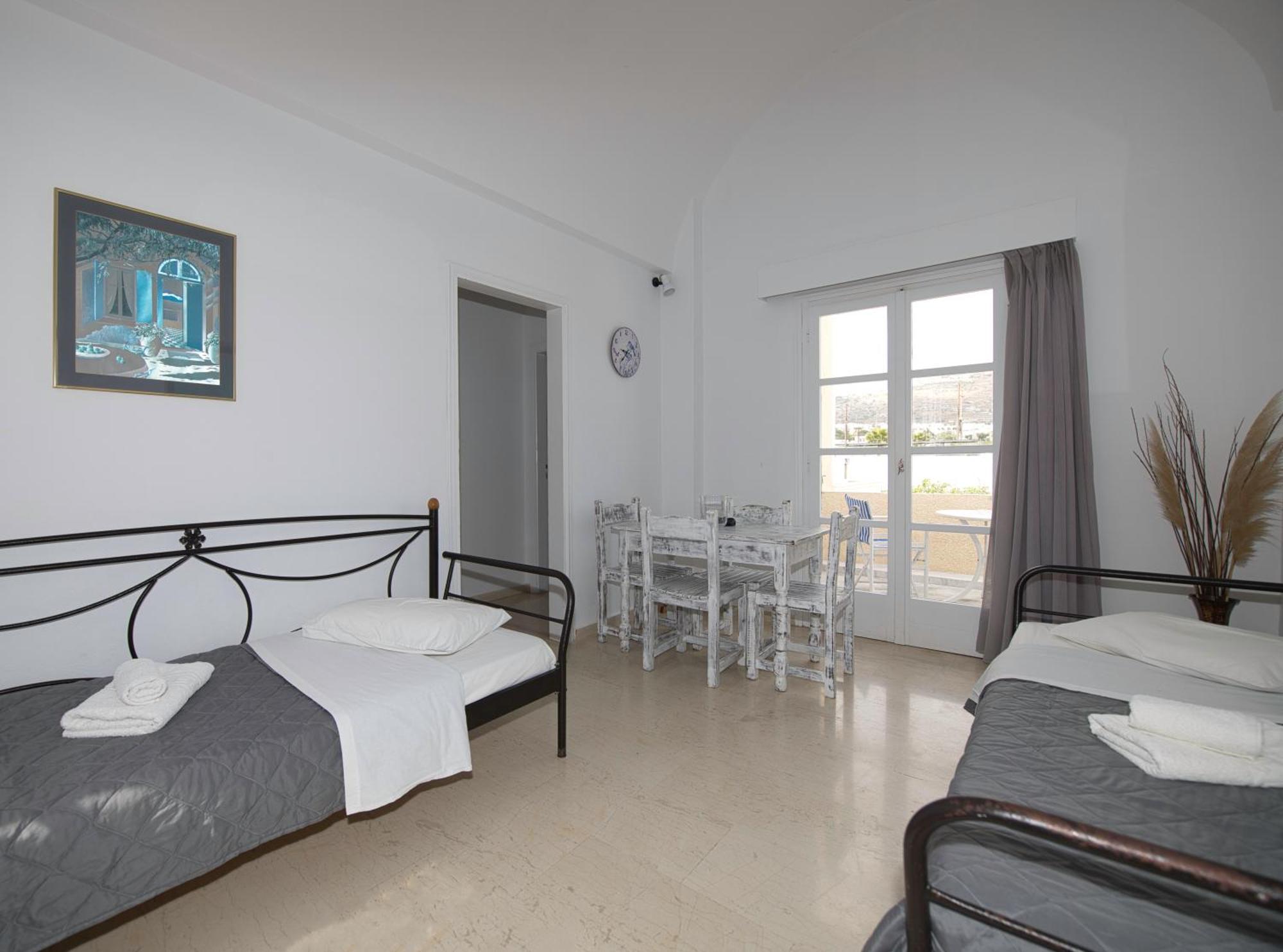 Kamári Ira Apartments المظهر الخارجي الصورة