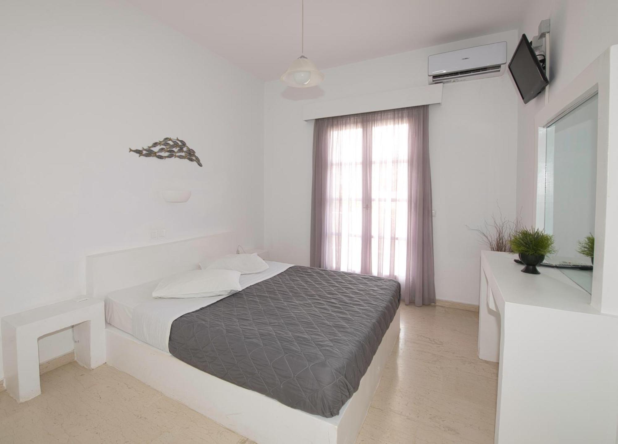 Kamári Ira Apartments المظهر الخارجي الصورة