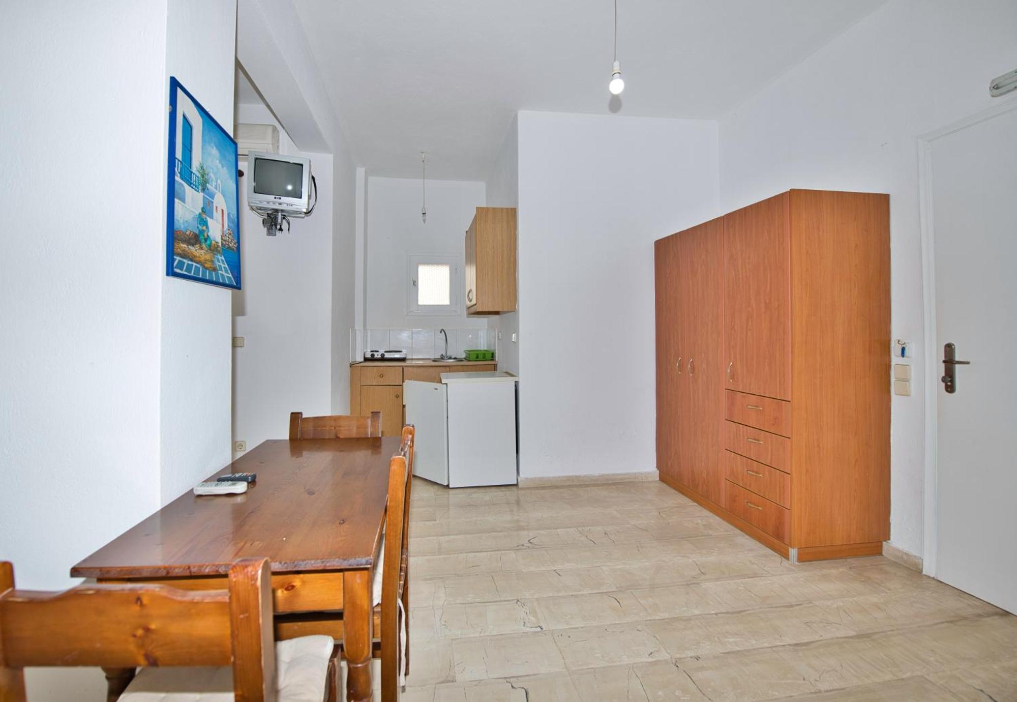 Kamári Ira Apartments المظهر الخارجي الصورة